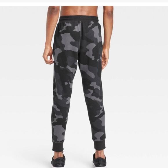 NWT All In Motion Camo Jogger plus XXL - Picture 3 of 10